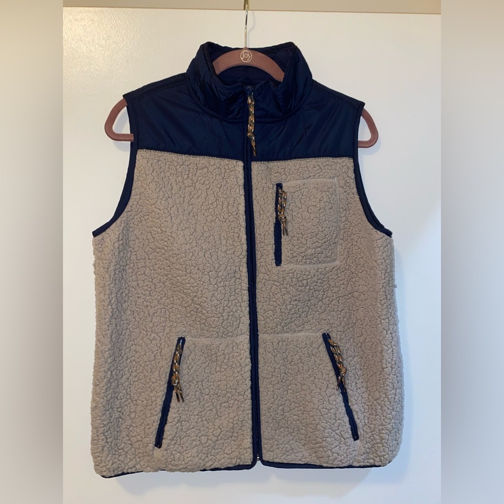 Sherpa Vest with Zipper Pockets
